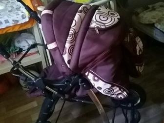 В отличном состоянии,все работает исправно,  В комплекте москитная сетка,  сумка для ребенка зимний комплект, Состояние: Б/у в Астрахани