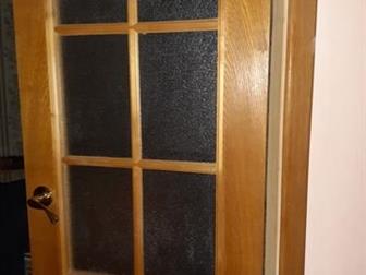 Продам двери межкомнатные б/у,  2 двери глухие и 4 двери со стеклом,  Торг уместен,  Короб к двери прилагается, в Чите