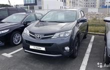 Toyota RAV4 2.2AT, 2013, 