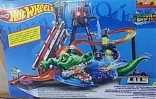  Hot Wheels City Ultimate Gator Car Wash FTB67