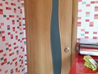 ������ 5 ������,  � ���������, �������� � ����������,  2 ������� �� ����������� ��������� (������� 200?70 � 200?60),  3 ������� ��� ������� (������� 2 ������� 200?80 � ����������