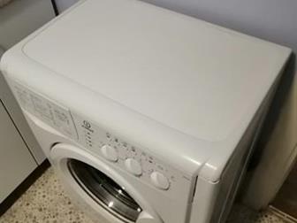  Indesit WISL 83,   , 60x42, 5x85 ,   ,   ,   