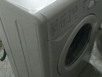    Indesit     -