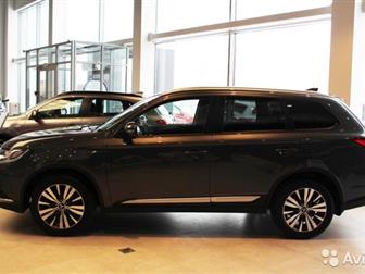 : Mitsubishi Outlander 7 ,  2, 0 4WD CVT Intense      2114000 ,   ?    - 350000  -