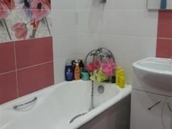 Продается 2-комнатная квартира 5/9 эт,  2 комнаты по 20 кв,  м, , кухня 11 кв,  м, , прихожая 12 кв,  м, , лоджия 5 кв,  м,  застеклена, с/ у раздельный,  Евроремонт, в Калуге