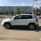 Volkswagen Tiguan 2.0 AT, 2013, 