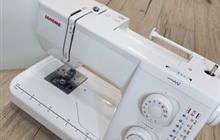   Janome SE518