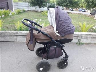 легкая, удобная в управлении , маневренная, в комплект входит: маскитная сетка , непродуваемая, теплая зимняя накидка,сумка, Состояние: Б/у в Кирове