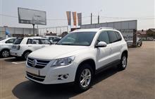 Volkswagen Tiguan 2.0AT, 2009, 