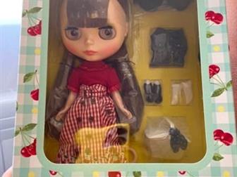  Neo Blythe ()  ,     :   