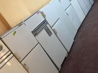  Indesit /  13686 c     -  -60x60x165  /    3   ,    