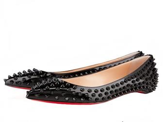        Christian Louboutin Shoes With Spikes 32424458  