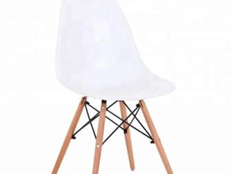  Eames DSW,   