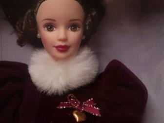     Barbie Hallmark Holiday Traditions,  ,  ( )    ,      , :   