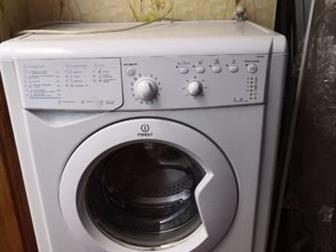   ,  ,  ,  ,   ) Indesit IWSB5085  