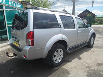 Nissan Pathfinder    