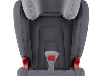  Britax Romer Kidfix 2R -  3-  12  ?  3  ?   ?    ?    ?    -