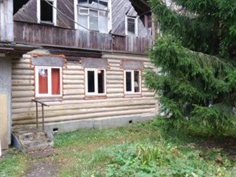 Продается участок с домом ИЖС, дом под снос,  Участок ровный сухой, прямоугольной формы,  На участок заведен газ, есть вода (колодец), канализация, электричество, в Санкт-Петербурге