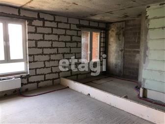 ���� ����� 1-��������� �������� � ������������� �� �������-������ ���������� ����,  
 
- ����� ������� �������� 33 �2 (������� 14,2 �2 + ����� 8,1 �2 + ������� 3,9 � �����-����������