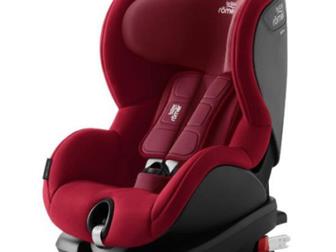 Britax Romer TRIFIX2 I-SIZE         !                        ,    