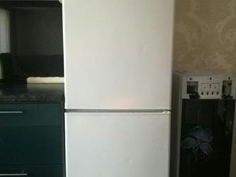  Indesit  