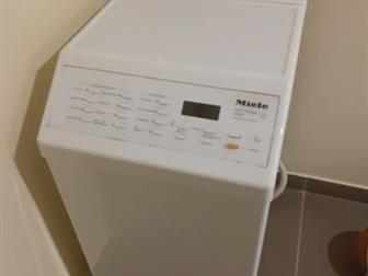         : Miele () softtronic W647,    ,   900  ,  460  