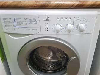     !!!  4  !!!  !!!  Indesit WISL85  - 604085   5 ,   