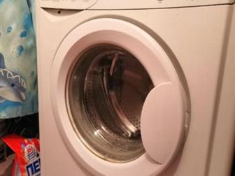   Indesit  -