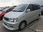 Toyota Noah 2.0AT, 2001, 88000