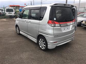  Mitsubishi Delica  