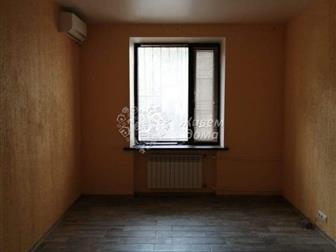 2-к квартира по адресу: Советская ул, д,  13 в Центральном районе; Сталинская планировка: общая 59, 90 / жилая 37, 00 / кухня 8, 00 Комнаты: 18, 80 + 18, 20 метров в Волгограде
