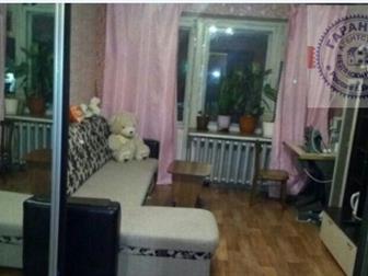 Продается 4х квартира в тихом, спокойном районе города,  Комнаты раздельные, выходят на обе стороны дома,  В квартире есть три лоджии,  Есть вместительная гардеробная, в Вологде