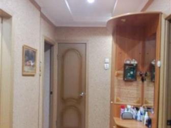 Продается теплая уютная 4-х комнатная квартира ,  Дом расположен в районе ул,  Ленинградской , рядом площадь Федулова , остановки общественного транспорта , торговые в Вологде